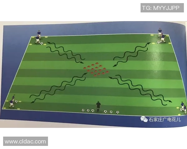 在衣服上绘制足球明星的创意设计与时尚潮流结合的探索之旅